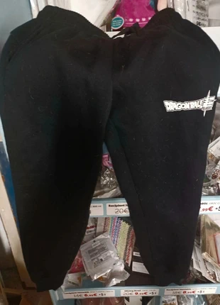 Pantalón niño dragón Ball 10 años, marque: Dragon Ball, état: Très bon état, taille: 10 ans / 140 cm, 5,50 €, 6,48 € Protection acheteurs incluse