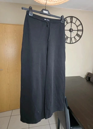 Pantalon large noir ZARA – taille S – coton & polyester, marque: Zara, état: Très bon état, taille: S / 36 / 8, 8,00 €, 9,10 € Protection acheteurs incluse