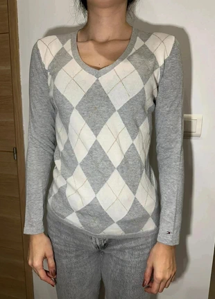 Pull Tommy Hilfiger gris/blanc - Col V - Taille S - Femme, marque: Tommy Hilfiger, état: Très bon état, taille: S / 36 / 8, 18,00 €, 19,60 € Protection acheteurs incluse