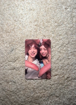 ITZY Ryujin + Yuna GWBG unit, marque: Itzy Ritzy, état: Neuf avec étiquette, 1,00 €, 1,75 € Protection acheteurs incluse