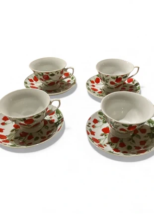 Service de 6 tasses & soucoupes Bavary Fine Porcelain – Motif roses – Vintage tea set, staat: Heel goed, € 4,99, € 5,94 inclusief Kopersbescherming Pro
