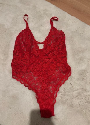 Body rouge undiz neuf, marque: Undiz, état: Neuf sans étiquette, taille: M / 38 / 10, 3,00 €, 3,85 € Protection acheteurs incluse