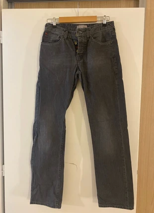 Jean droit gris Celio Vogrey 38 très bon état, marque: Celio, état: Très bon état, taille: M, 5,00 €, 5,95 € Protection acheteurs incluse