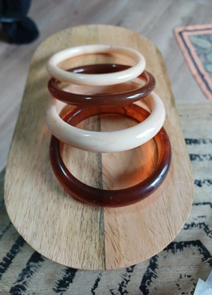 Lot de 4 bracelets vintage neufs, brand: Tendance, condizioni: Nuovo senza cartellino, €5.00, €5.95 include la Protezione acquisti