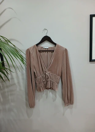 ZARA Pleated Long-Sleeve Wrap Crop Top in Taupe, Size M, brand: Zara, condition: Very good, size: M / UK 12-14, £14.99, £16.44 includes Buyer Protection