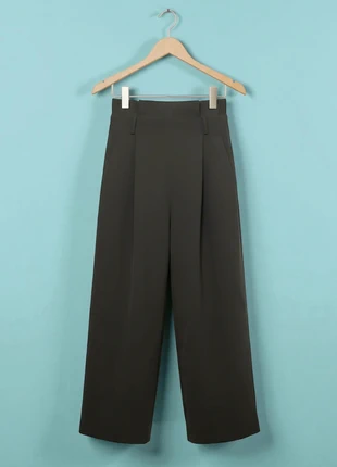 COS – Premium & Chic Green Culottes – XS/S 👒👠, marque: COS, état: Très bon état, taille: XS / 34 / 6, 49,90 €, 53,10 € Protection acheteurs incluse