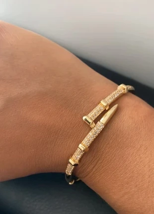 Bracelet Élégance Dorée, Cuivre Plaqué Or 18K avec Zircon, marque: boutique, état: Neuf sans étiquette, 12,00 €, 13,30 € Protection acheteurs incluse