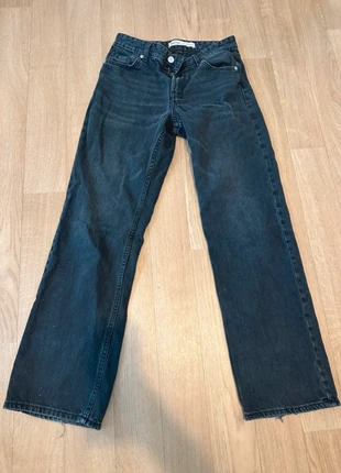 jean droit bershka, marque: Bershka, état: Bon état, taille: S / 36 / 8, 10,00 €, 11,20 € Protection acheteurs incluse