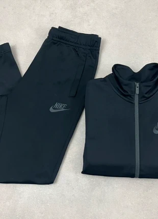 Tracksuit Nike Noir XS | Survêtement Veste Zip & Jogging Streetwear Tendance, brand: Nike, condition: Very good, size: XS, €45.00, €47.95 includes Buyer Protection