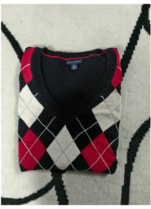 Pull Tommy Hilfiger Col V Taille M noir rouge blanc losange Femme Women PULL411, merk: Tommy Hilfiger, staat: Heel goed, maat: M / 38 / 10, € 14,99, € 16,44 inclusief Kopersbescherming Pro