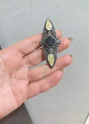 Spilla vintage anni 80 in metallo scuro, marque: Vintage Dressing, état: Très bon état, 4,99 €, 5,94 € Protection acheteurs incluse