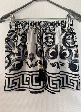 Short fluide imprimé, brand: EYA Collection, condition: Very good, size: M / 38 / 10, €2.50, €3.33 includes Buyer Protection