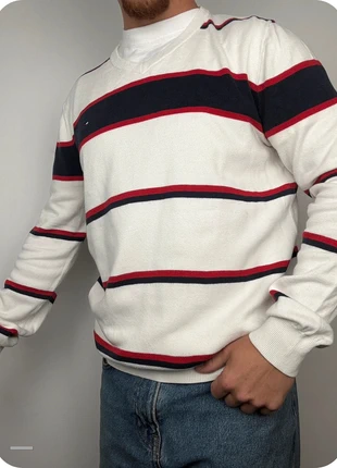 Pull col V Tommy Hilfiger taille M, brand: Tommy Hilfiger, condizioni: Ottime, taglia: M, €22.00, €23.80 include la Protezione acquisti
