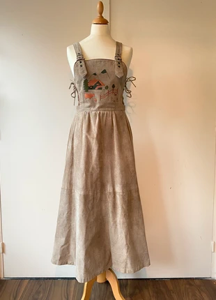 Vintage Distler leather dirndl pinafore dress 34 36 beige taupe farm embroidered rustic cottagecore, marca: Distler, estado: Muy bueno, tamaño: XS / 34 / 6, 89,00 €, 94,15 € Protección al comprador incluida