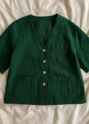 Chemise verte en coton manches courtes avec poches et boutons bois, brand: Émeraude & Brise, condition: Very good, size: M / 38 / 10, €34.99, €37.44 includes Buyer Protection