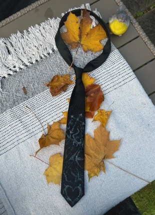 “Love Is A Storm” Designer Tie, brand: Unique, condition: Very good, €9.00, €10.15 includes Buyer Protection