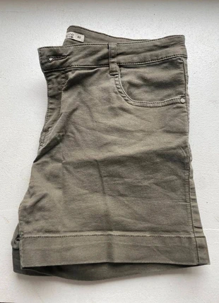 Short pour femme, marque: Ligne à Suivre, état: Bon état, taille: L / 40 / 12, 3,00 €, 3,85 € Protection acheteurs incluse