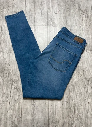 Mid Rise Women’s Blue / Denim Y2K Modern Skinny Levi Signitures, brand: Signature by Levi Strauss & Co., condition: New without tags, size: M / UK 12-14, £14.95, £16.40 includes Buyer Protection