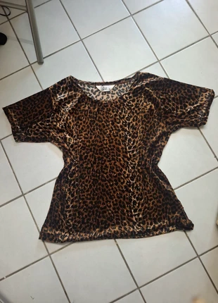 Vintage T-Shirt Tiger M y2k, brand: Vintage Dressing, condizioni: Ottime, taglia: M / IT 42 / EU 38, €12.00, €13.30 include la Protezione acquisti