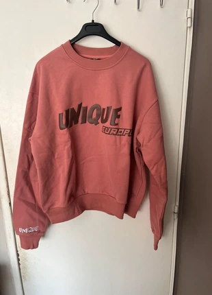 Pull overseize, marke: Unique, zustand: Sehr gut, größe: L / 40 / 12, 6,00 €, 7,00 € inklusive Vinted-Käuferschutz