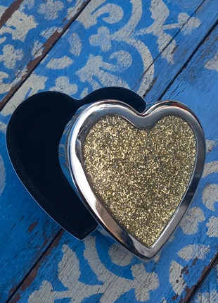 Silver gold heart trinket box, marque: Boux Avenue, état: Neuf sans étiquette, 4,99 €, 5,94 € Protection acheteurs incluse