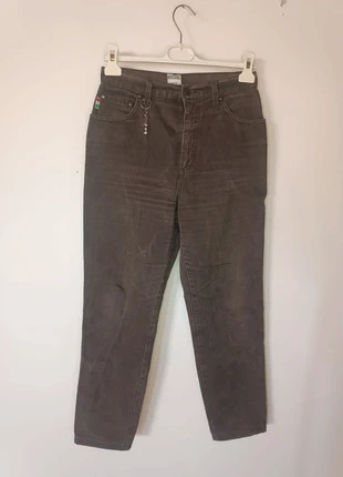 Vintage Moschino Peace Logo Brown Baggy Jeans Candy Charm | Size 31 (S-M), brand: Moschino, condizioni: Nuovo senza cartellino, taglia: M / IT 42 / EU 38, €25.00, €26.95 include la Protezione acquisti