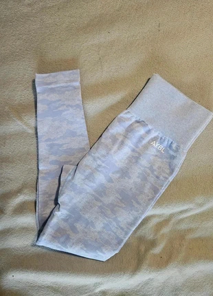 Leggings AYBL taille S, brand: AYBL, condizioni: Ottime, taglia: S / IT 40 / EU 36, €9.90, €11.10 include la Protezione acquisti