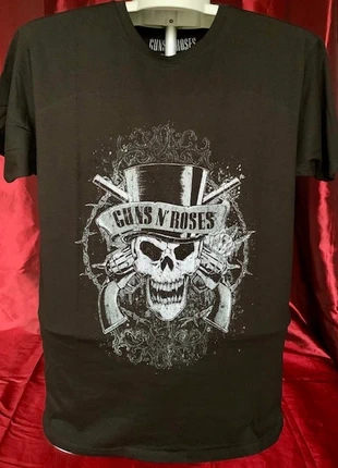 T-shirt Guns'n'Roses Faded Skull – Taille m - Neuf – Officiel Merchandising, brand: Guns N' Roses, condition: New without tags, size: M, €25.00, €26.95 includes Buyer Protection Pro