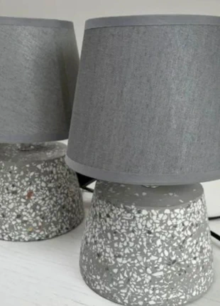 2 nachtkastjes lampen met grijze kap en mozaïek nieuw, staat: Nieuw zonder prijskaartje, € 12,50, € 13,83 inclusief Kopersbescherming