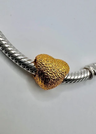 Textured mini heart charm, brand: Charm, condition: Very good, £6.00, £7.00 includes Buyer Protection