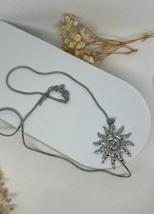 Vintage necklace sun, marque: Vintage Dressing, état: Très bon état, 7,50 €, 8,58 € Protection acheteurs (Pro) incluse