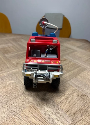 Camion pompiers playmobil, brand: Playmobil, condizioni: Buone, taglia: 5 anni / 110 cm, €6.00, €7.00 include la Protezione acquisti