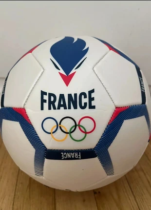 Ballon de l’équipe de football de France – Jeux Olympiques de Paris 2024, brand: Paris 2024, condizioni: Nuovo senza cartellino, €15.50, €16.98 include la Protezione acquisti