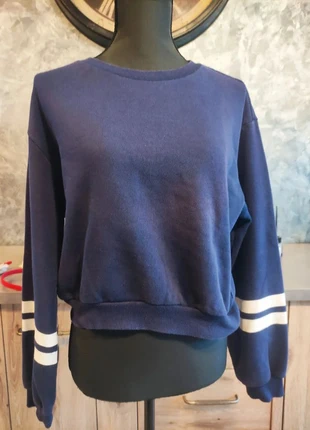 Sweat bleu marine et blanc H&M - Taille M, style casual et polyvalent, marca: H&M, estado: Muito bom, tamanho: M / 38 / 10, €10.00, €11.20 inclui Proteção do Comprador