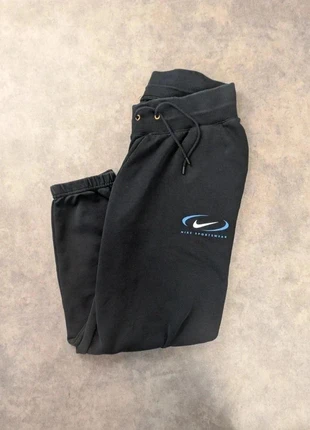 Pantalon de survêtement large oversize Nike Sportswear - Tres Bon Etat - Taille M, brand: Nike, condizioni: Ottime, taglia: M, €16.10, €17.61 include la Protezione acquisti