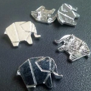 Breloques connecteurs éléphant origami argentés 15×10 mm – lot de 5, état: Très bon état, 1,00 €, 1,75 € Protection acheteurs incluse