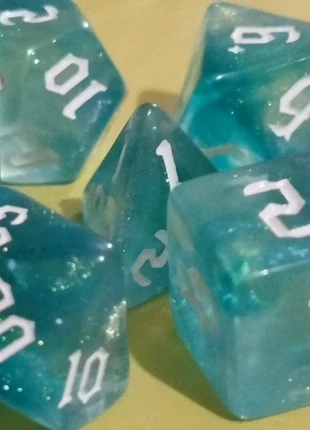 Set de Dés de Jeu de Rôle "Aigue-marine", marque: D&D, état: Comme neuf, 4,99 €, 5,94 € Protection acheteurs incluse