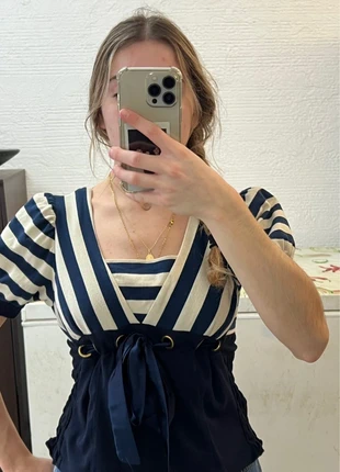 Blouse marinière bleu et blanche élégante avec bandes pour régler, marque: Pussycat London, état: Très bon état, taille: S / 36 / 8, 6,50 €, 7,53 € Protection acheteurs incluse