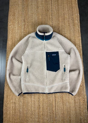 Veste Polaire Zippé Patagonia Classic Retro Beige et Bleu Marine Taille S, marke: Patagonia, zustand: Gut, größe: S / 36 / 8, 110,00 €, 116,20 € beinhaltet Vinted-Käuferschutz Pro