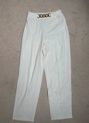 Stoffhose in Weiß Größe S/36, condizioni: Ottime, taglia: S / IT 40 / EU 36, €8.00, €9.10 include la Protezione acquisti