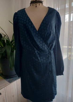 Yessica robe, jamais porté.Idèale pour les fetes de fin d anèe., marque: Yessica, état: Neuf sans étiquette, taille: S / 36 / 8, 14,00 €, 15,40 € Protection acheteurs incluse