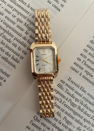 Montre à quartz pour femme blanche et dorée, marca: Quartz, estado: Novo com etiquetas, tamanho: Tamanho único, €7.00, €8.05 inclui Proteção do Comprador