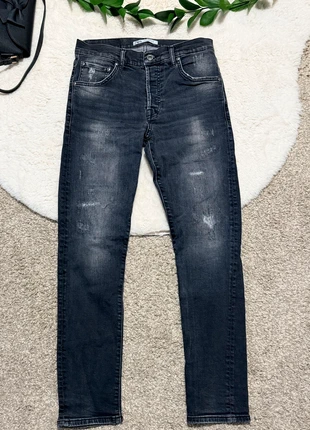 Jean ZARA Homme T.38 (30US) - Gris Délavé Usé - Fermeture Boutons - Tendance, marke: Zara, zustand: Neu, größe: M, 23,00 €, 24,85 € inklusive Vinted-Käuferschutz