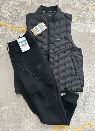 Survet Nike M / Prix négociable à 200€ ou RIEN, brand: Nike, condition: Very good, size: M, €205.00, €215.95 includes Buyer Protection