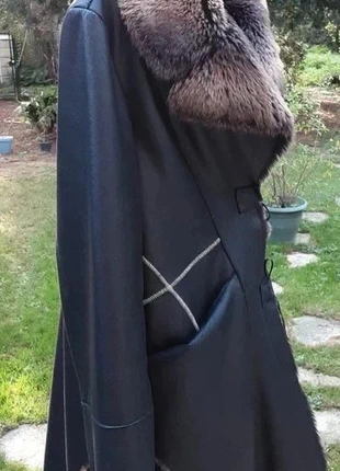 Superbe manteau fausse fourrure "Et Dieu créa la femme", merk: Et Dieu Créa La Femme, staat: Heel goed, maat: XL / 42 / 14, € 77,00, € 81,55 inclusief Kopersbescherming