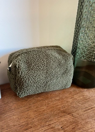 Trousse sherpa, marke: Les Petites Trouvailles d’Ana, zustand: Neu, mit Etikett, 12,00 €, 13,30 € beinhaltet Vinted-Käuferschutz Pro