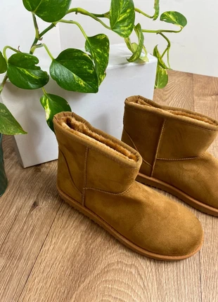 Bottes fourré style UGG femme taille 39, condizioni: Nuovo con cartellino, taglia: 39, €11.00, €12.25 include la Protezione acquisti Pro