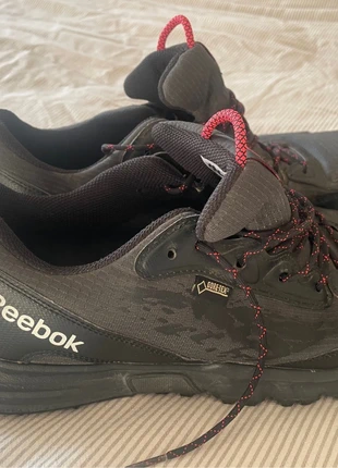 Rebócese tráiler goretex, marca: Reebok, estado: Muy bueno, tamaño: 44, 20,00 €, 21,70 € Protección al comprador incluida