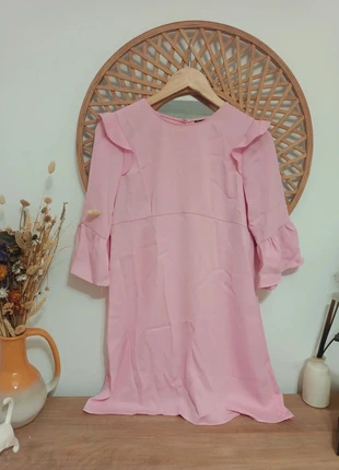 Vestido rosa con volantes ZARA Basic Collection talla M, marque: Zara Basic, état: Très bon état, taille: M / 38 / 10, 14,00 €, 15,40 € Protection acheteurs incluse