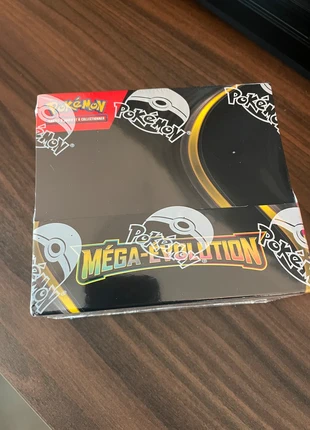 Pokémon Display ME01 Mega Évolution, marke: Pokémon, zustand: Sehr gut, 245,00 €, 257,95 € inklusive Vinted-Käuferschutz